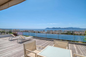 REF 1918 - Cannes - Sea view penthouse for rent